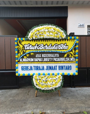 Papan Bunga Duka di Tuntang